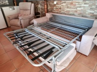 Sofá cama italiano beige