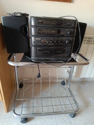 Cadena musical Sanyo CD, Radio, Doble Cassette