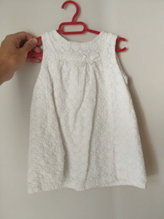 Lote vestidos bebé 12-18 meses