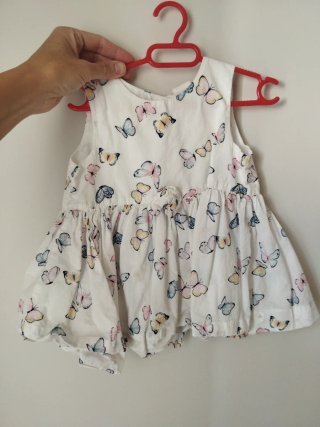 Lote vestidos bebé 12-18 meses