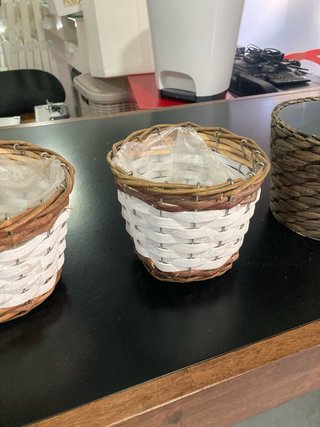 Juego de 4 macetas mimbre y tela