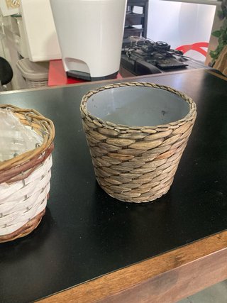 Juego de 4 macetas mimbre y tela