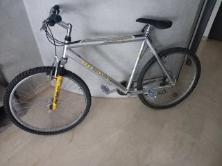 BICICLETA BH EN TORREJÓN