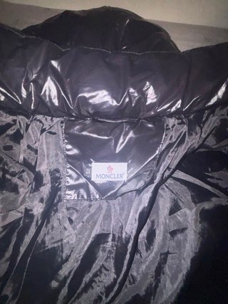 Chaqueta Moncler Negra Brillante