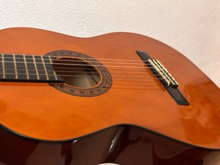 Guitarra Clásica Marrón