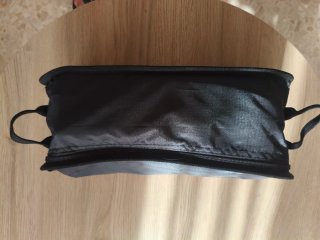 Silla plegable negra