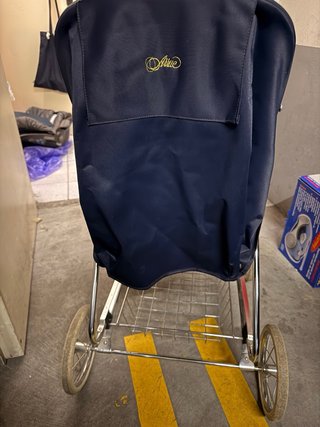 Carrito y capazo vintage bebé Arrue