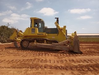 Komatsu 275AX Bulldozer