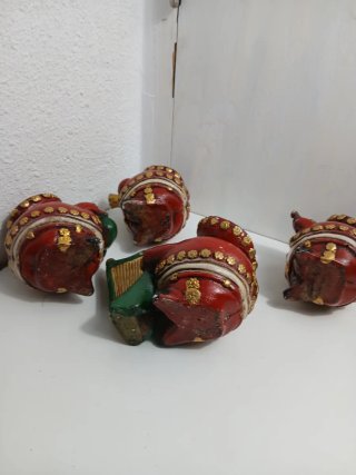 Lote 4 figuras mariachis escayola