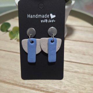 Pendientes artesanales beige y azul