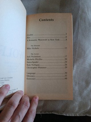 Libro en inglés "Wolf"
