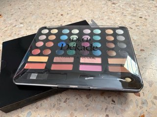 Set Maquillaje Dékade Multicolor