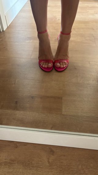 Sandalias de tacón rosa