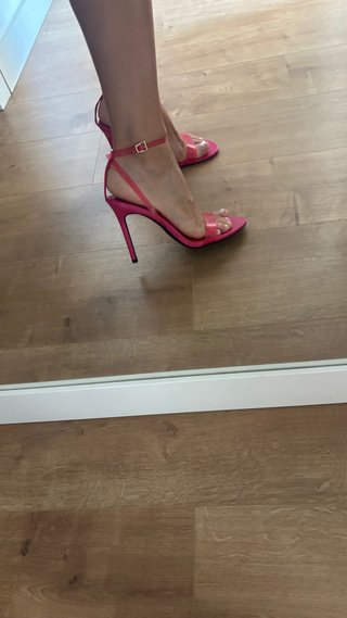 Sandalias de tacón rosa