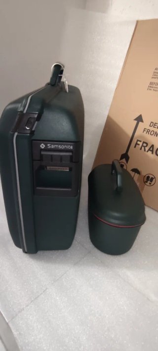Maleta y neceser Samsonite verde