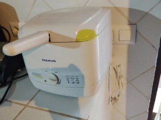 Freidora Taurus Prisma 3. Nueva. Nunca usada.