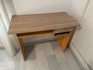 Escritorio y Estantería Madera
