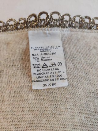 Mantel terciopelo bordado