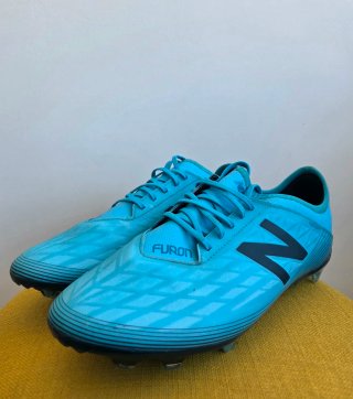 Botas de fútbol New Balance Furon