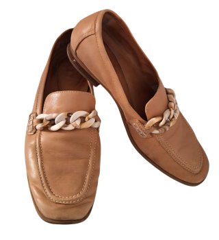 Mocasines Beige Cadena Talla 36.5