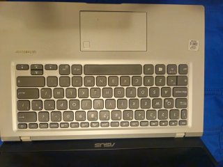 ASUS VivoBook X415JA i5 / 8GB RAM / 256GB