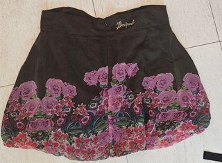 Falda Desigual M flores