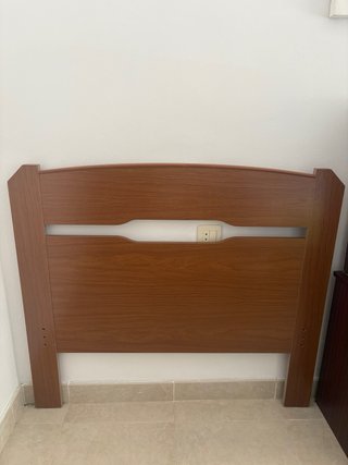 2 Mesitas de Noche y 2 Cabeceros en Almuñécar