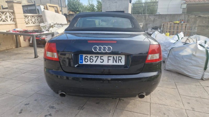 Audi a4 cabriolet 1.8t - foto 1