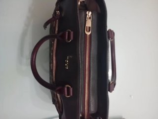 Bolso Tous Piel Negro y Dorado
