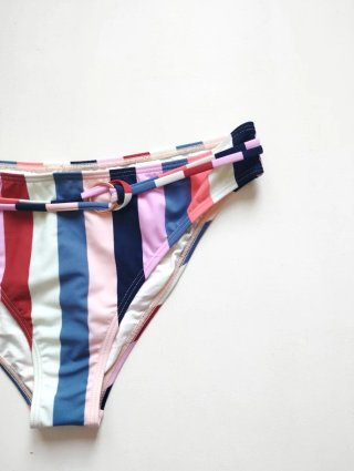 Braguita bikini O'Neill rayas multicolor
