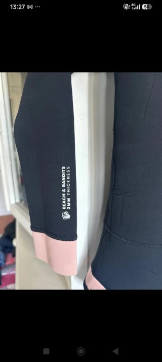 Neopreno corto niñ138 cm a 134 cm Talla 8 años