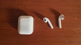 Airpods 1ª Gen Apple Blancos