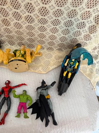 Lote 17 figuras Spiderman y Marvel