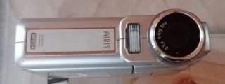 Cámara Digital Airis MPEG-4 Plata