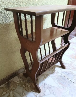 Mueble auxiliar rústico
