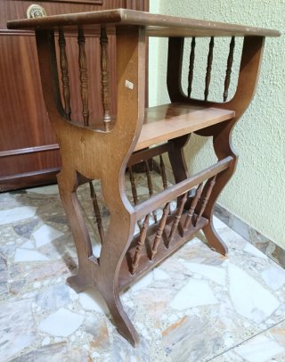 Mueble auxiliar rústico