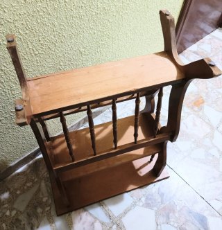 Mueble auxiliar rústico