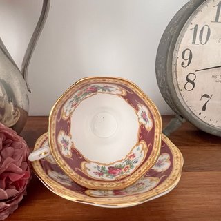 Taza y plato Royal Albert Lady Hamilton porcelana