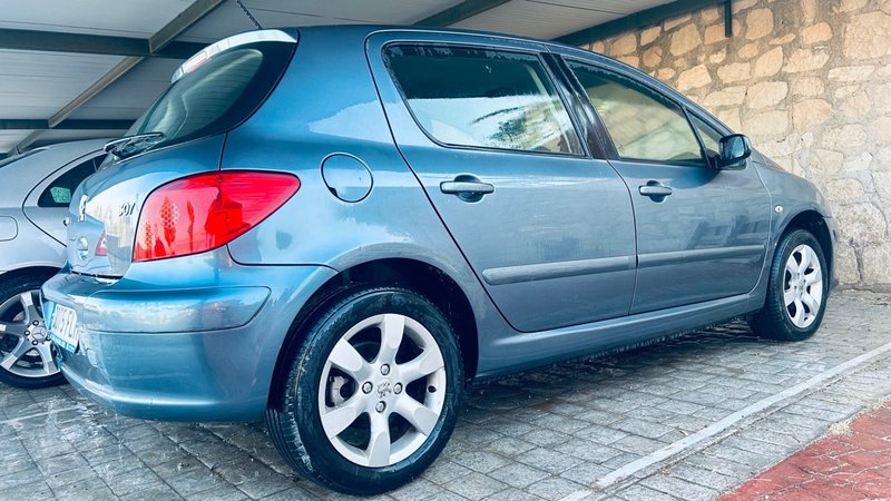 Peugeot 307 2005 - foto 1