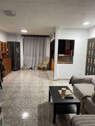 Se alquila habitación en piso a compartir