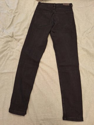 Pantalones vaqueros negros