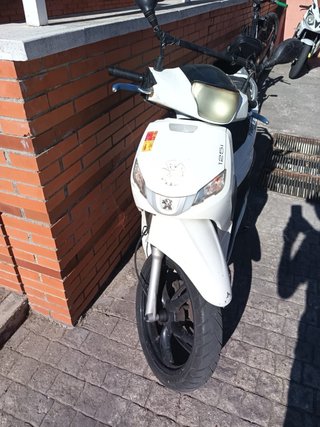 Peugeot Tweet 125i 2018 Blanca