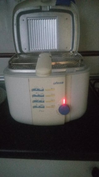 Freidora Ufesa Plus Blanca