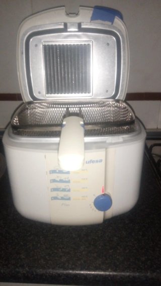 Freidora Ufesa Plus Blanca