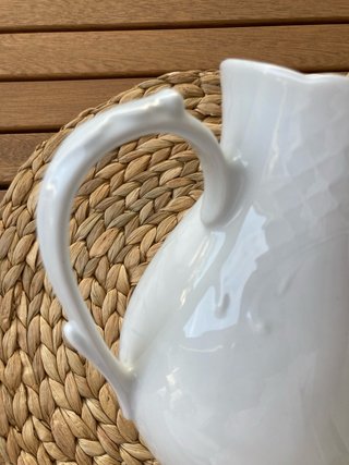 Cafetera Bidasoa Blanca con Relieve