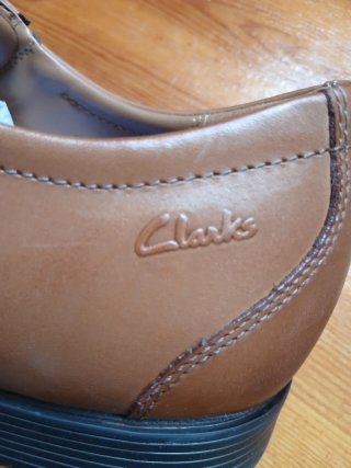 Clarks Whiddon Cap Oxford Hombre Piel Marrón