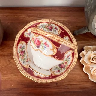 Taza y plato Royal Albert Lady Hamilton