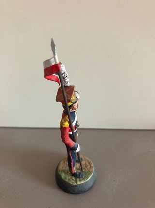 Soldado de plomo con bandera
