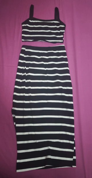 Conjunto Shein Falda Larga y Top Rayas Talla XS