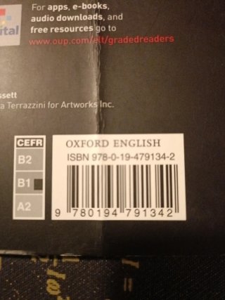 Oxford Bookworms Library: Stage 3: Through the ...